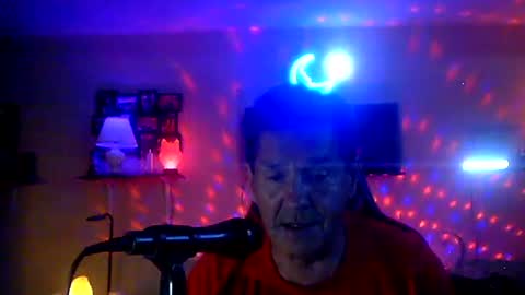 Snapshot of tkthedj chatting on 07-07-26, 12:09 TK online show from 07-07-26, 12:09