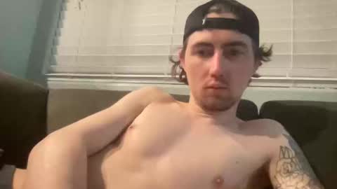 Snapshot of tlayne410 chatting on 02-20-25, 06:06 tlayne410 online show from 02-20-25, 06:06