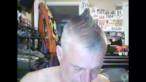 Snapshot of tnash24 chatting on 04-21-26, 11:40 tx46m online show from 04-21-26, 11:40