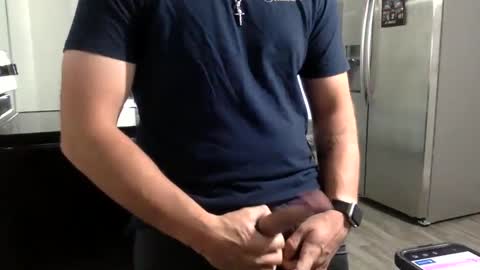 tnich28 online show from 10-13-25, 10:10