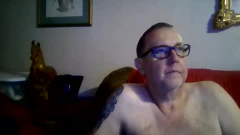 Vols online show from 02-24-26, 04:43