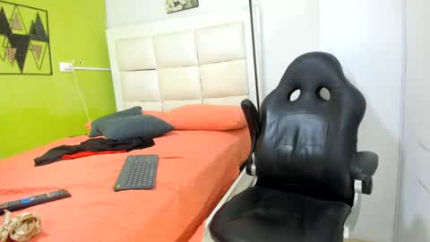 Snapshot of tobby_millers_ chatting on 07-05-26, 04:19 TOBBY online show from 07-05-26, 04:19