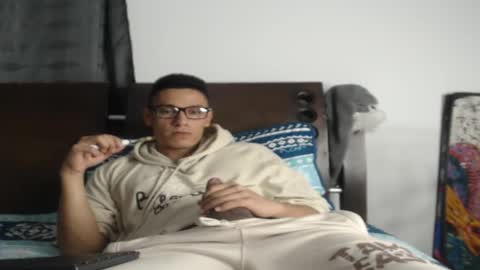 Snapshot of tobicraig chatting on 03-07-26, 03:36 Andres Independent Model online show from 03-07-26, 03:36
