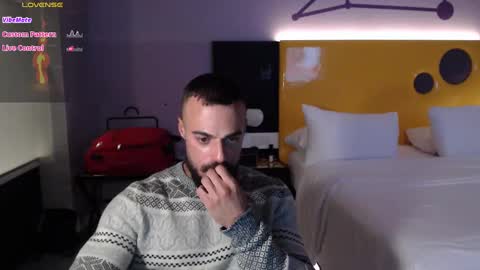 Snapshot of todd_dantes chatting on 02-22-25, 01:11 Todd online show from 02-22-25, 01:11