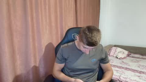 todhorny987 online show from 02-17-25, 05:25