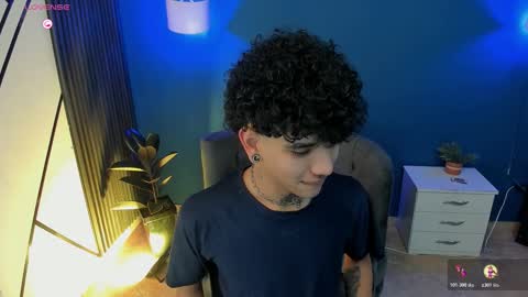 todoroki_g online show from 10-28-25, 11:47