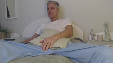 Snapshot of toffmen chatting on 01-19-25, 03:42 Daniel Bisexual uncut 20cm online show from 01-19-25, 03:42