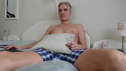 Snapshot of toffmen chatting on 02-22-25, 07:34 Daniel Bisexual uncut 20cm online show from 02-22-25, 07:34
