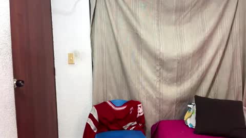 Snapshot of toji_x3 chatting on 03-14-26, 03:34 Toji online show from 03-14-26, 03:34