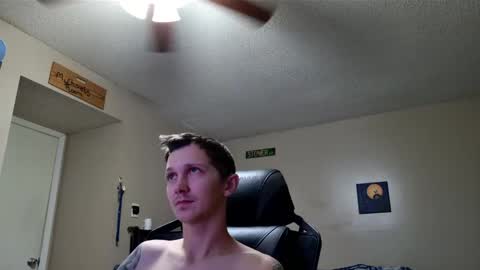 tokensarefun12801 online show from 05-08-26, 01:49