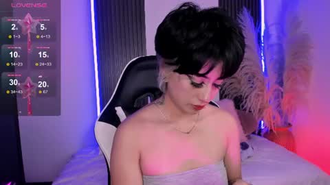  Halsey  Sofii  online show from 07-30-26, 12:31