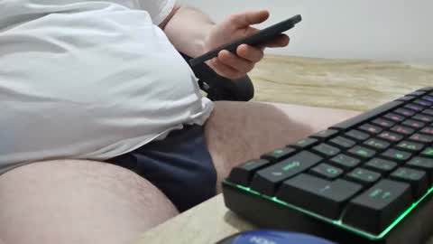 Snapshot of toloneo1 chatting on 06-01-26, 12:34 toloneo1 online show from 06-01-26, 12:34