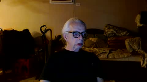 tom112292014 online show from 09-11-25, 01:49