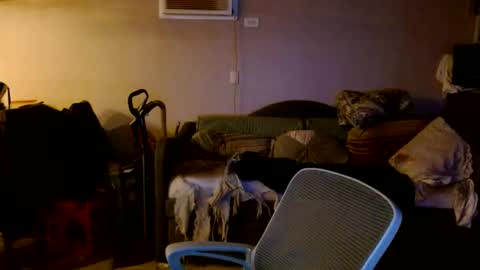 tom112292014 online show from 09-15-25, 01:05