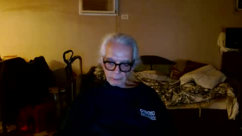 tom112292014 online show from 10-31-25, 04:24