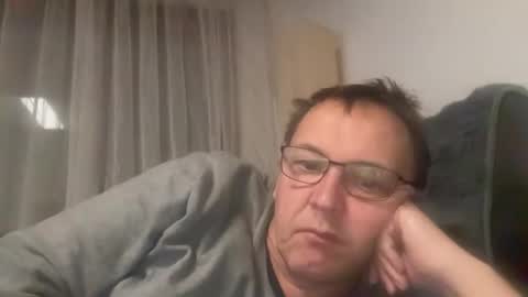 Tom online show from 12-04-25, 05:32