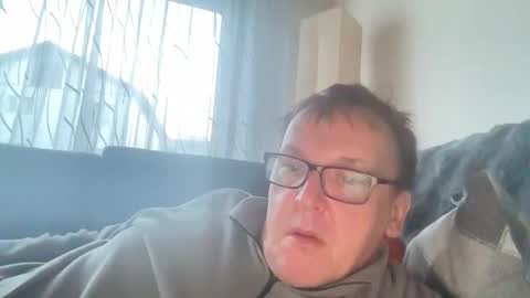 Tom online show from 03-06-26, 04:47