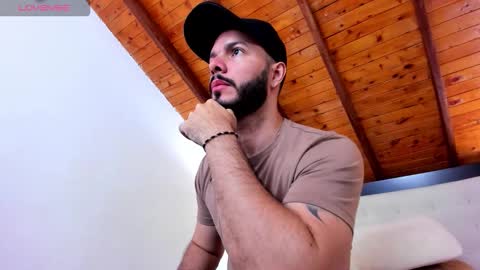   online show from 01-11-26, 12:54