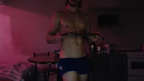 Snapshot of tom_show chatting on 02-11-26, 11:43 tom_show online show from 02-11-26, 11:43