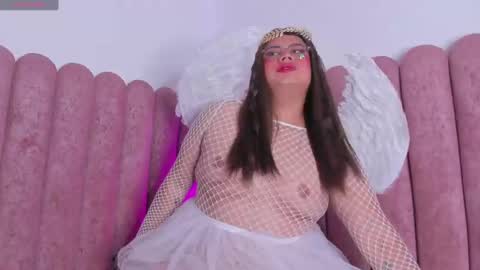 Snapshot of tom_silver_ chatting on 12-20-24, 08:12 Tom Silver online show from 12-20-24, 08:12