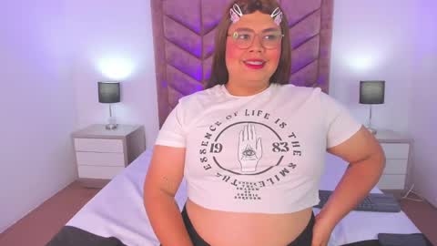 Snapshot of tom_silver_ chatting on 01-31-25, 07:18 Tom Silver online show from 01-31-25, 07:18