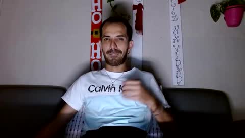 tomas gerauld. make me happy with 10000 tokens online show from 01-16-25, 03:02