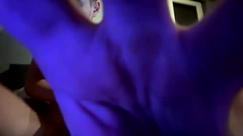 Snapshot of tomaz33 chatting on 12-13-24, 04:38 tomaz33 online show from 12-13-24, 04:38