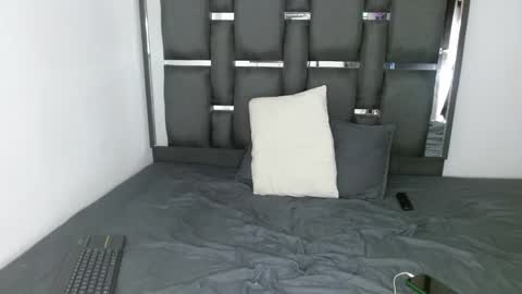 tomaz_18 online show from 03-15-26, 12:27