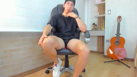 Tom Bardem online show from 11-24-25, 07:13