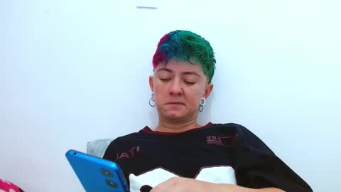 Blue online show from 11-17-25, 03:18