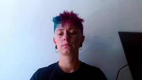 Snapshot of tomboyblue chatting on 05-24-26, 05:07 Blue online show from 05-24-26, 05:07