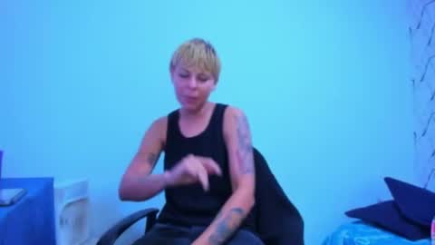 Snapshot of tomboygirl69 chatting on 06-10-26, 05:34 tomboygirl69 online show from 06-10-26, 05:34