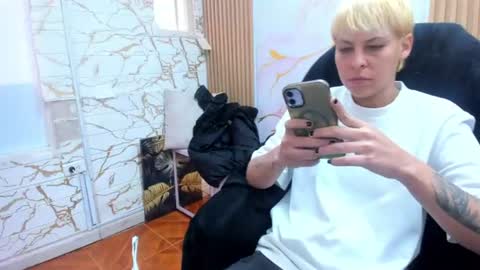 Snapshot of tomboygirl69 chatting on 07-27-26, 07:32 tomboygirl69 online show from 07-27-26, 07:32