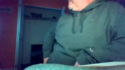 tomcat4848 online show from 09-28-25, 11:21