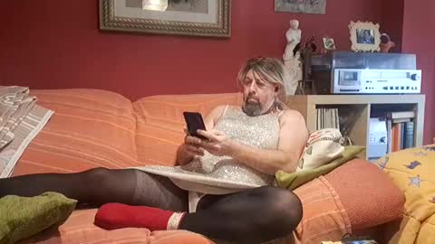 Snapshot of tomcatos1 chatting on 01-27-25, 09:44 Deborah la mas puta online show from 01-27-25, 09:44