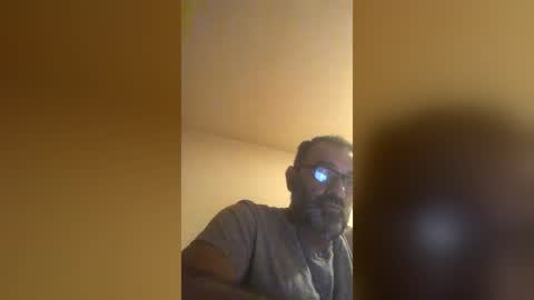 tomcop11111 online show from 07-25-26, 12:42