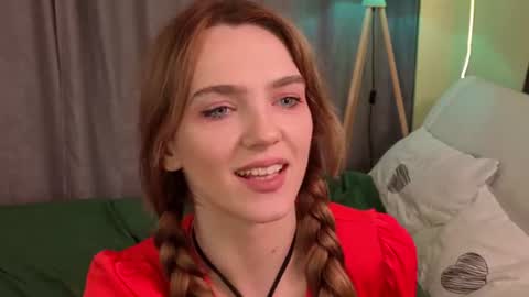 Snapshot of tomikavilandre chatting on 07-31-26, 07:13 Lana online show from 07-31-26, 07:13