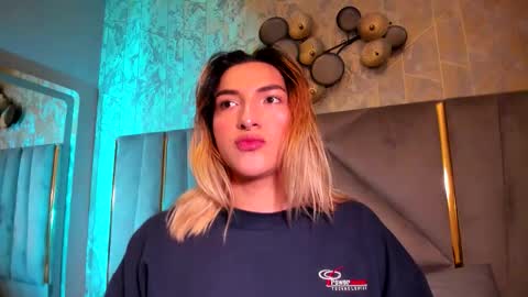   online show from 02-21-26, 01:45