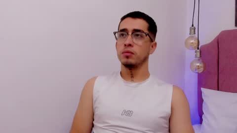 Tomas online show from 05-17-26, 12:23