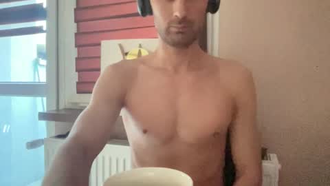 tommi77799 online show from 01-18-26, 08:07