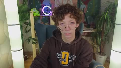 Tommie online show from 03-09-25, 05:44