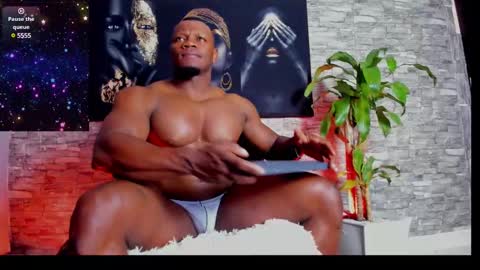 Snapshot of tommike388 chatting on 12-18-24, 11:40 Tom Mike online show from 12-18-24, 11:40