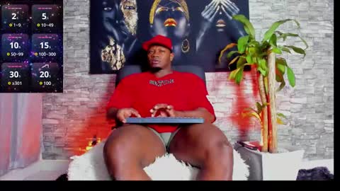 Snapshot of tommike388 chatting on 12-25-24, 03:29 Tom Mike online show from 12-25-24, 03:29