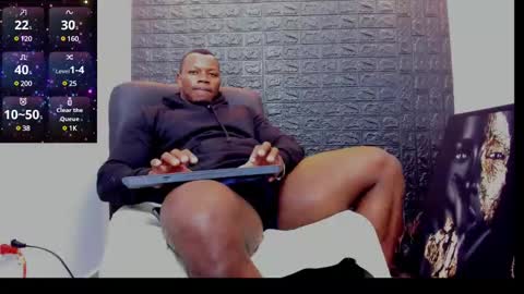Snapshot of tommike388 chatting on 02-20-25, 02:51 Tom Mike online show from 02-20-25, 02:51