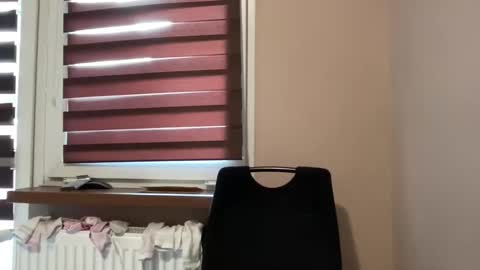 tommilovee online show from 04-25-26, 09:01