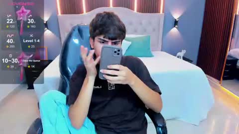 Snapshot of tommy18__ chatting on 07-17-26, 03:24 Tommy online show from 07-17-26, 03:24