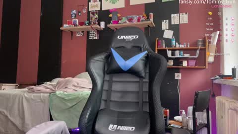 Snapshot of tommy__gun_ chatting on 12-13-24, 11:02 Tommy and Katana online show from 12-13-24, 11:02