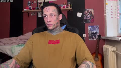 Snapshot of tommy__gun_ chatting on 12-29-24, 07:17 Tommy and Katana online show from 12-29-24, 07:17