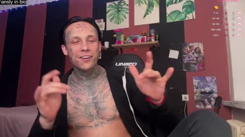 Snapshot of tommy__gun_ chatting on 12-29-24, 02:31 Tommy and Katana online show from 12-29-24, 02:31