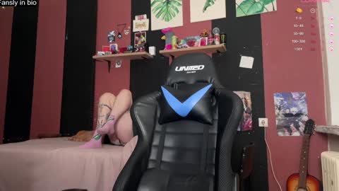 Snapshot of tommy__gun_ chatting on 01-04-25, 03:07 Tommy and Katana online show from 01-04-25, 03:07